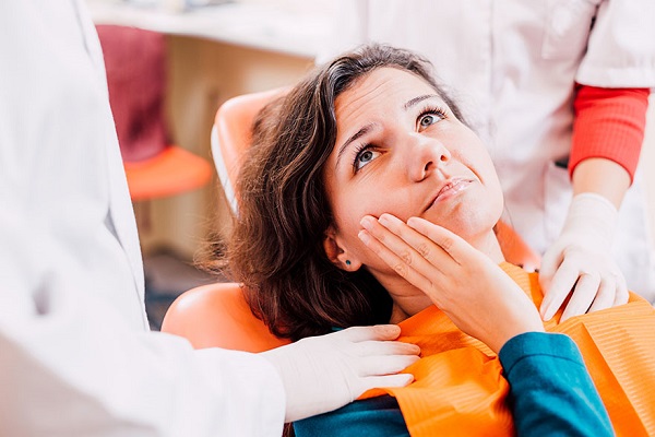 nhổ răng khôn có ảnh hưởng đến sức khỏe